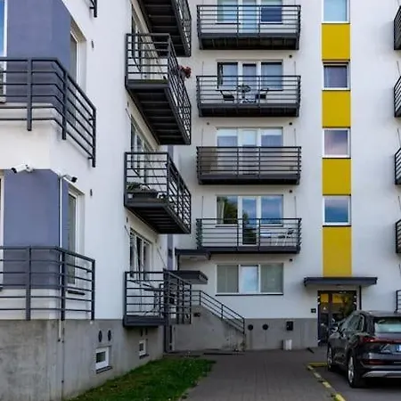 Apartment Industrial Flat With Sea View From The Balcony, 5 Min Drive Or 30 Min Walk To The *